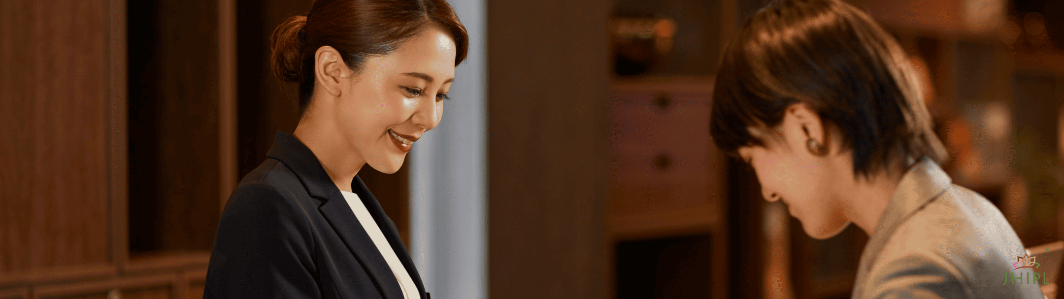 Warm check-in at Jungleciti House